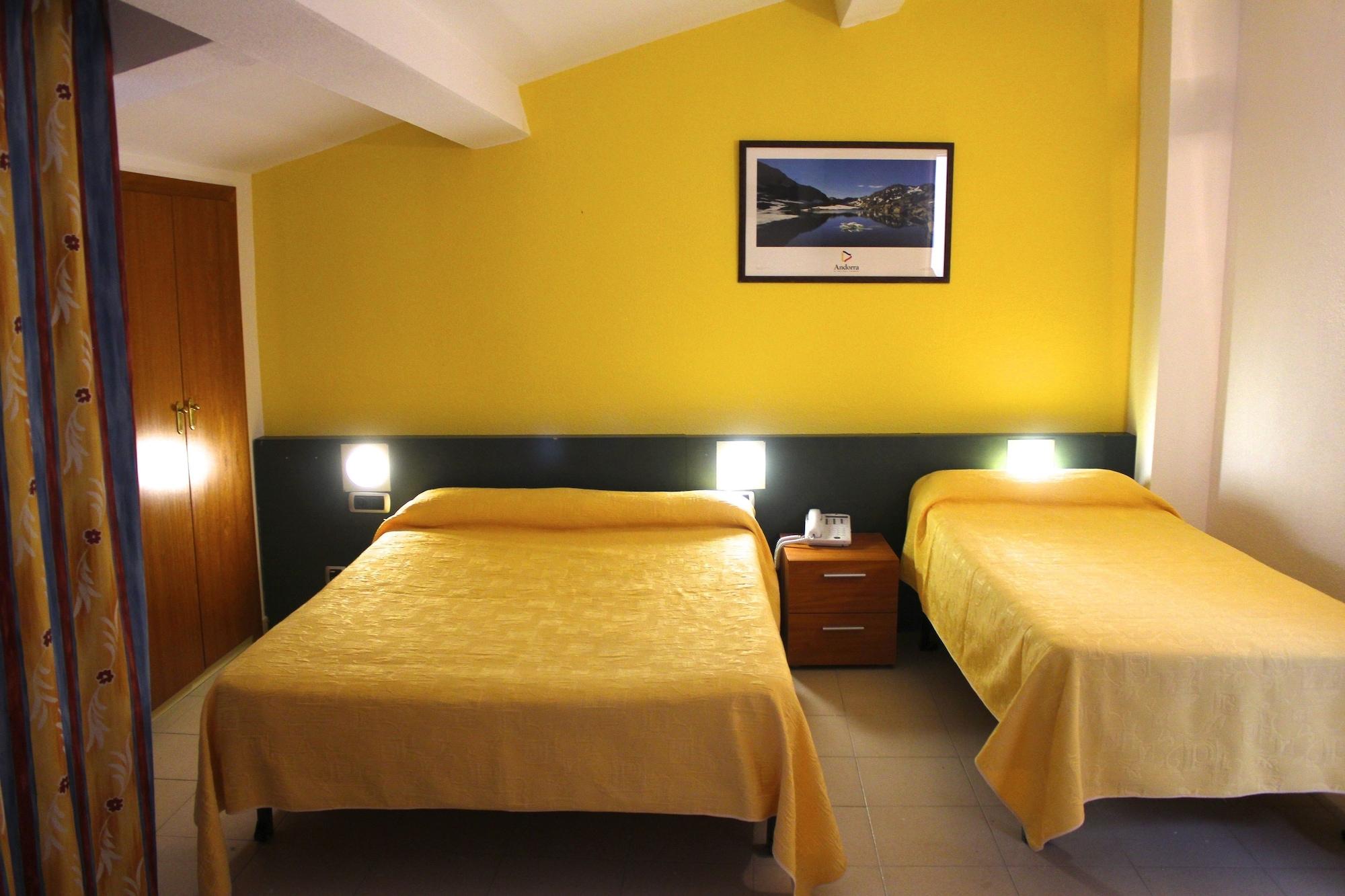 Hotel Avanti Pas De La Casa Luaran gambar