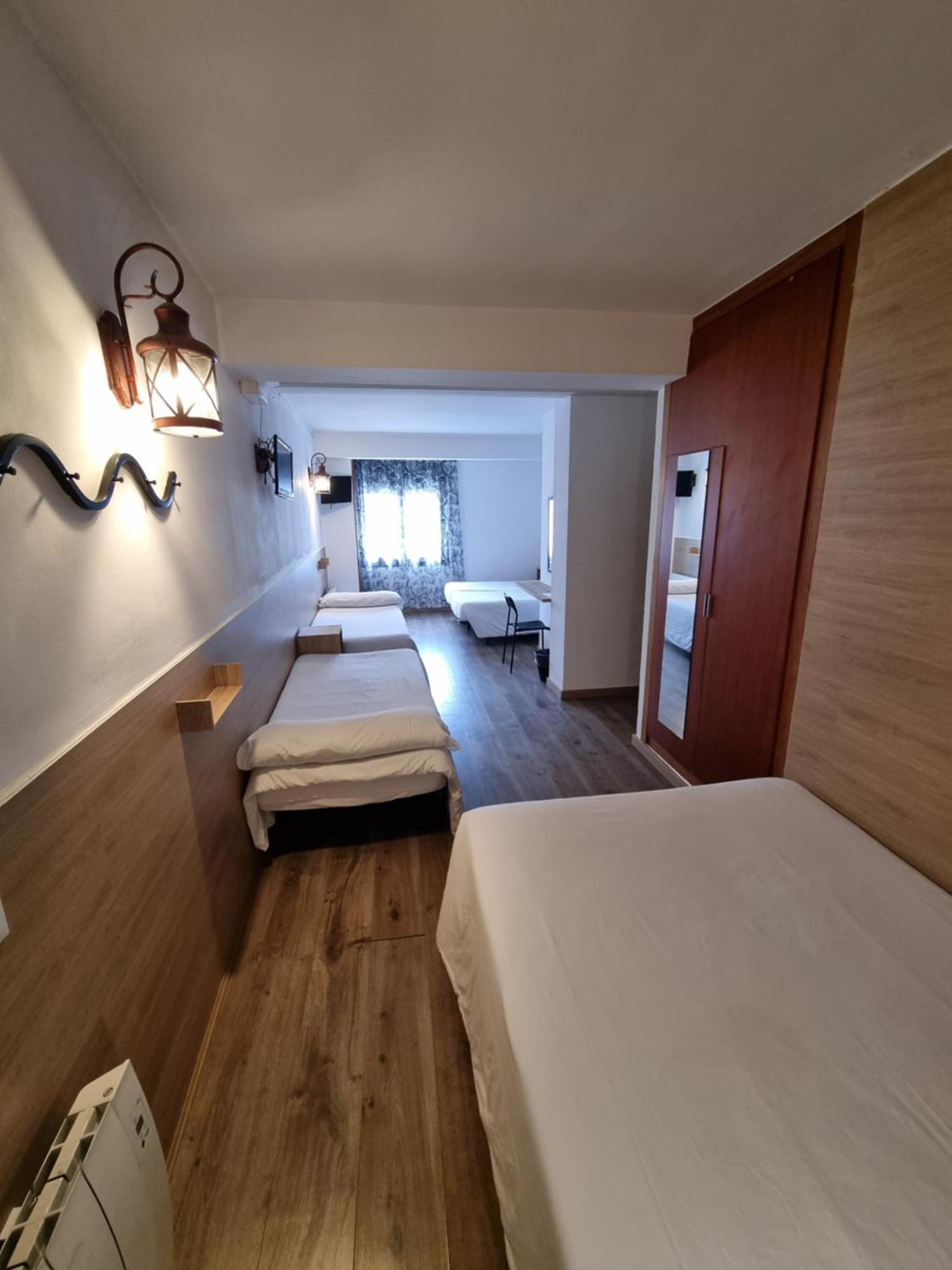 Hotel Avanti Pas De La Casa Luaran gambar