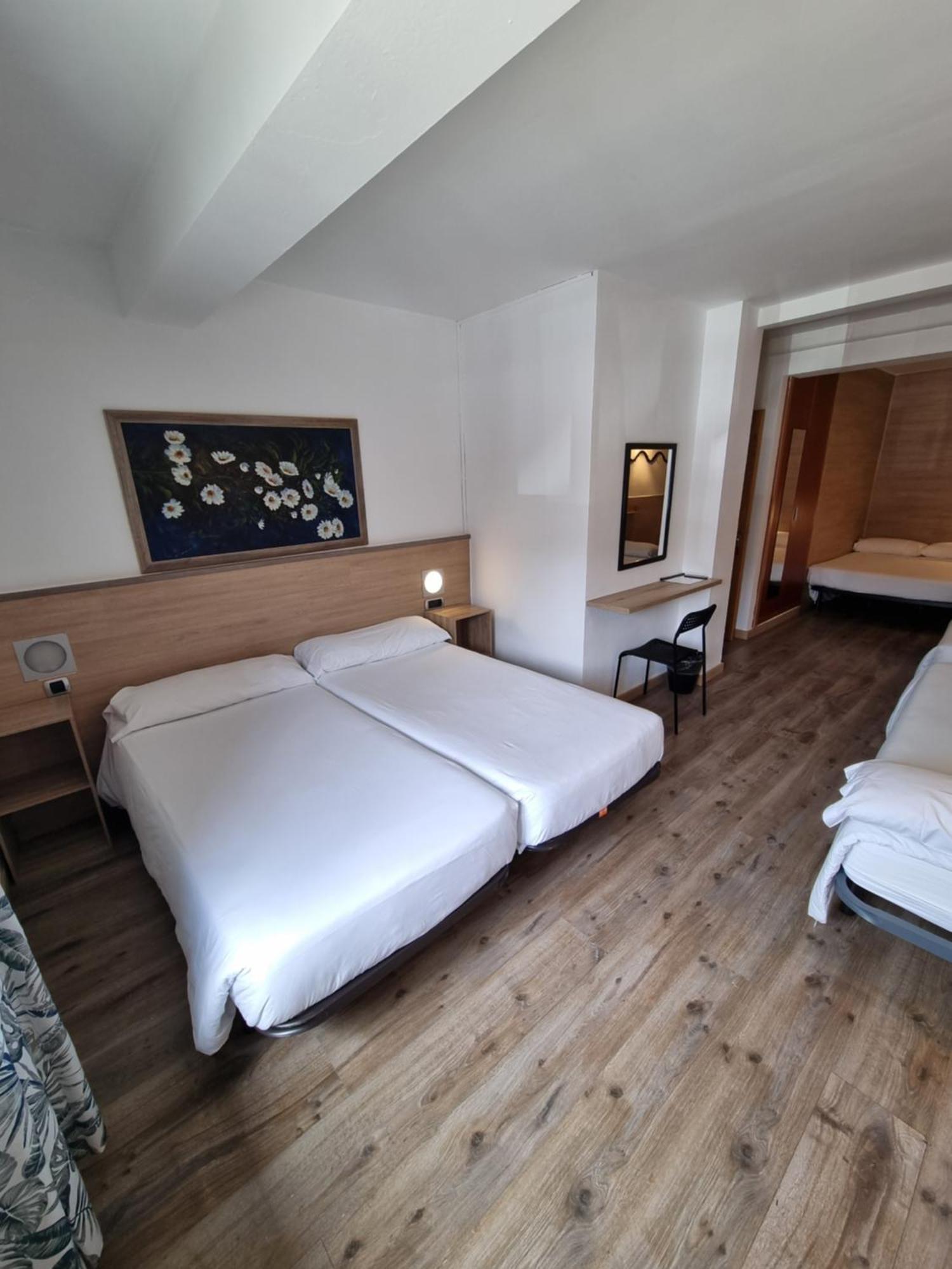 Hotel Avanti Pas De La Casa Luaran gambar