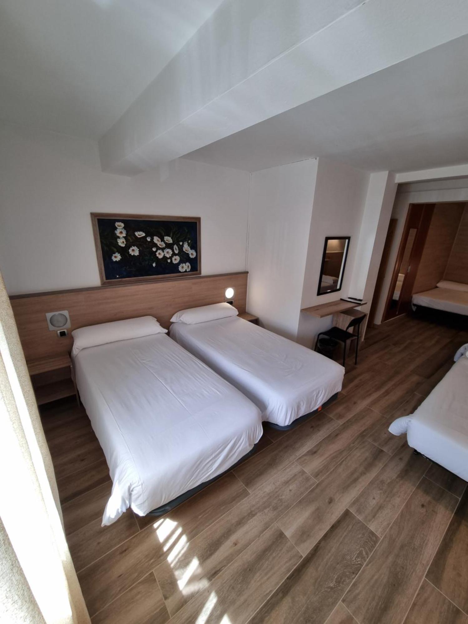 Hotel Avanti Pas De La Casa Luaran gambar