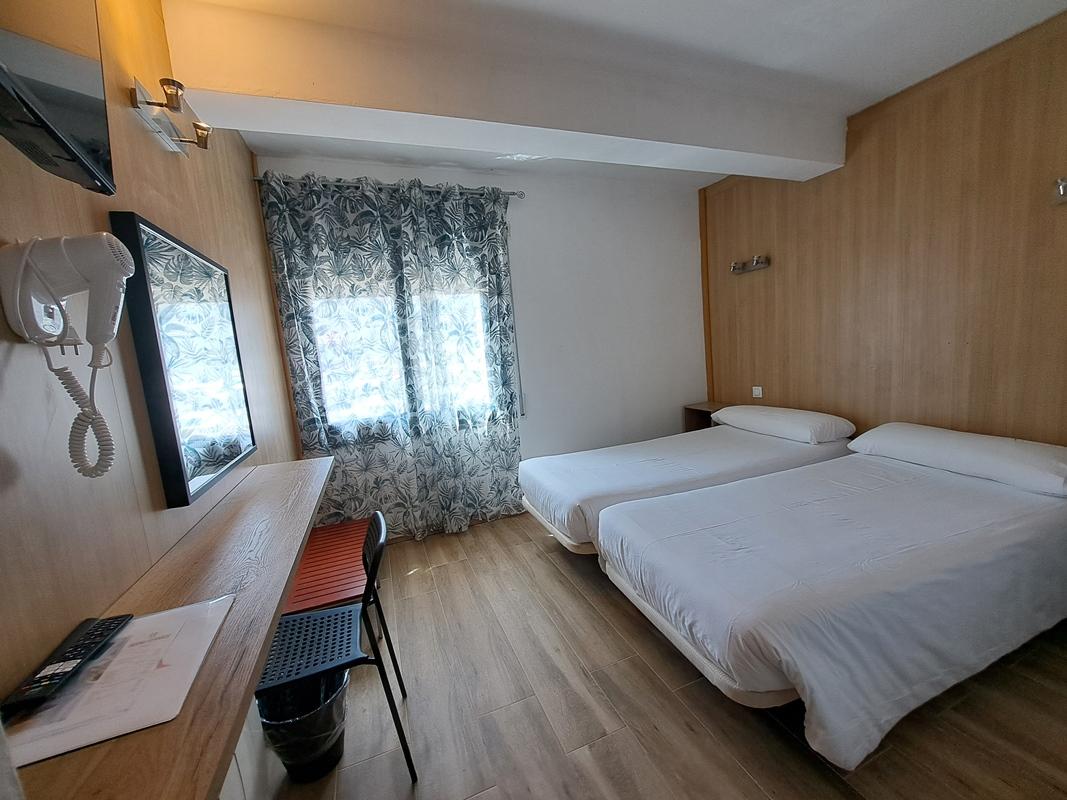 Hotel Avanti Pas De La Casa Luaran gambar