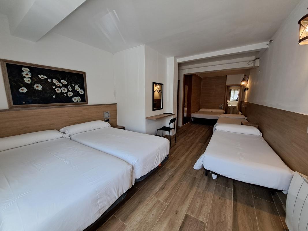 Hotel Avanti Pas De La Casa Luaran gambar