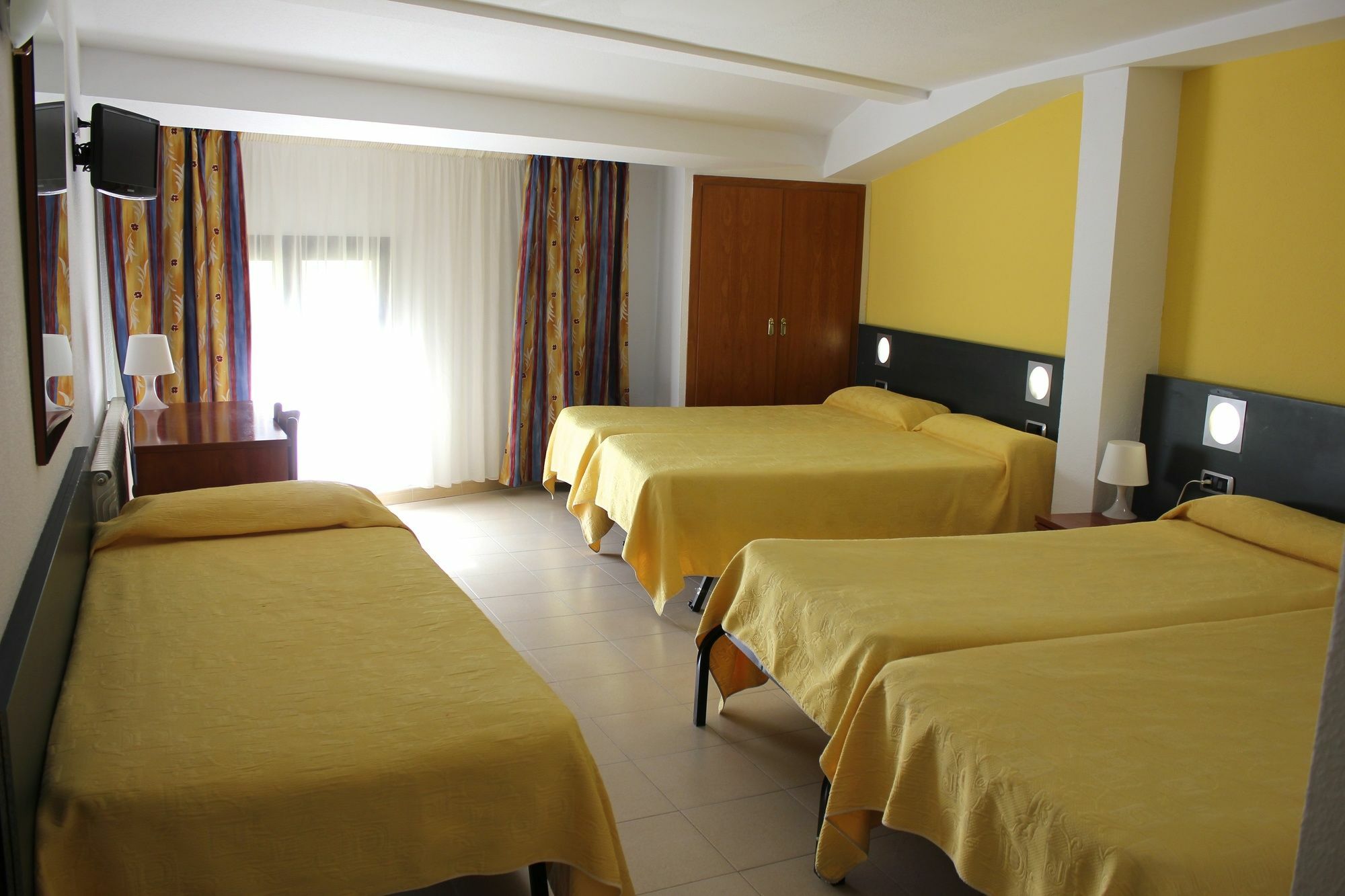 Hotel Avanti Pas De La Casa Luaran gambar